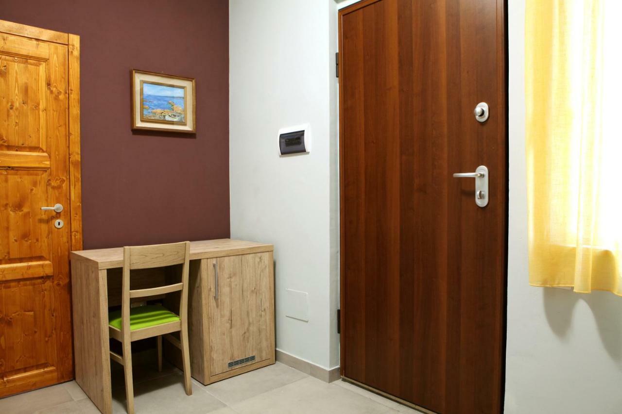 Bed and Breakfast La Casa Di Nonno Giulio Порто-Сант'Эльпидио Экстерьер фото